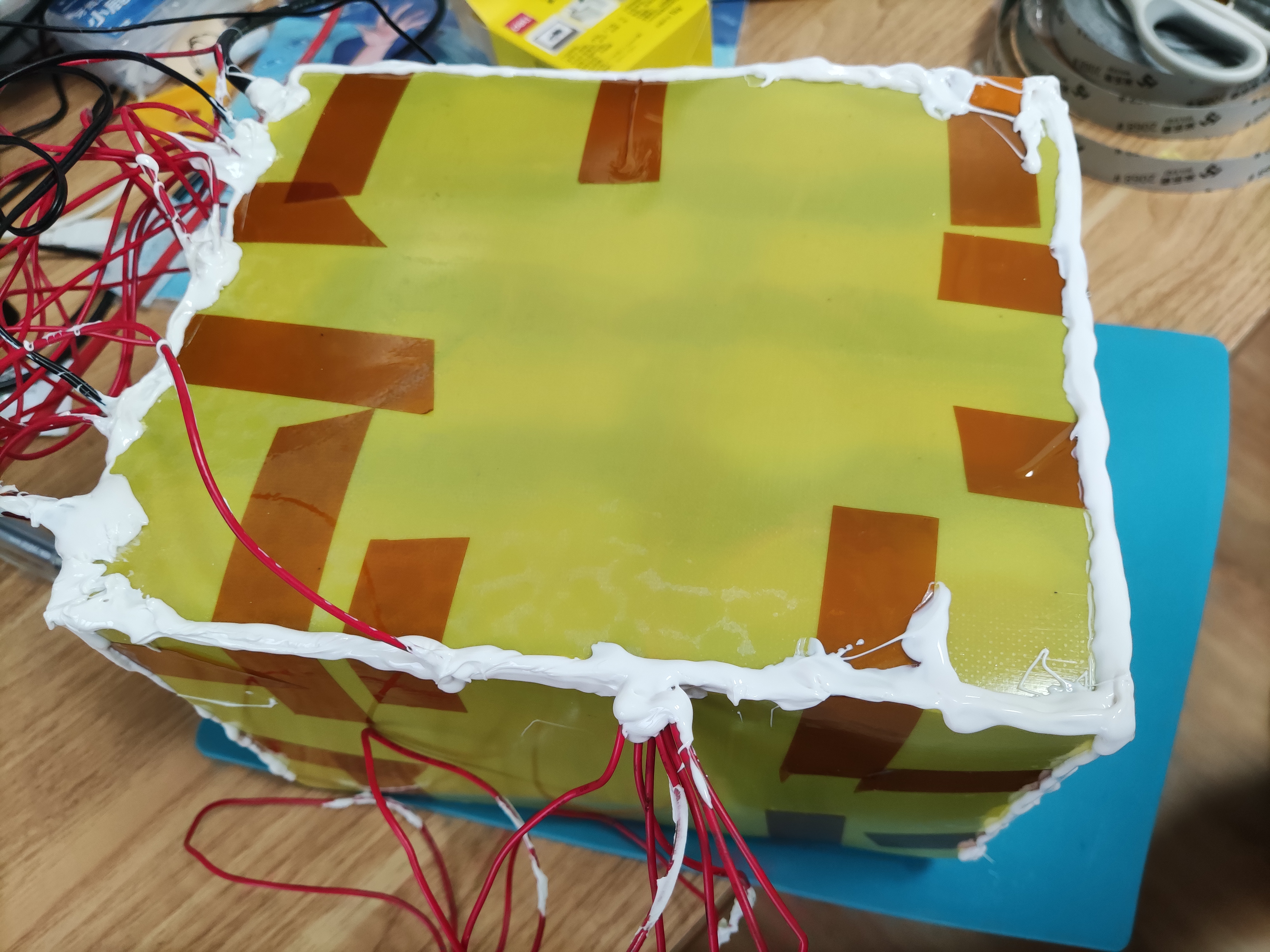 一次封装完成的电池包